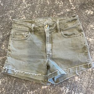3 for $25 🎉 Olive Green American Eagle Shorts
